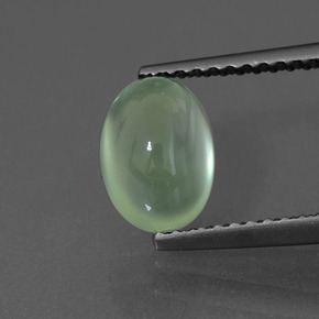 Prehnita verde natural 1,84ct, corte oval, transparente