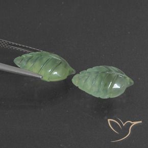 Pedras preciosas de Prehnite Verde Pêra Claro natural de 9.01 ct, Chique, Translúcido