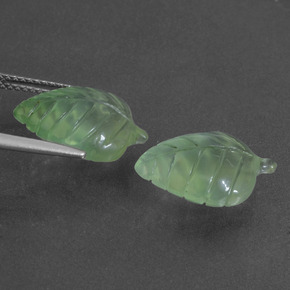 Pedras preciosas de prehnita verde natural de 11,01 ct, forma extravagante, translúcido