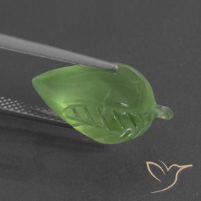 Prehnita verde natural 9,18ct, forma extravagante, translúcido