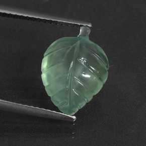 Prehnita verde natural 4,48ct, forma extravagante, translúcido