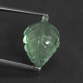 Prehnita verde natural 5,59ct, forma extravagante, translúcido