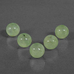 Pedras preciosas de prehnita verde natural de 47,79 ct, esfera / bola, translúcido