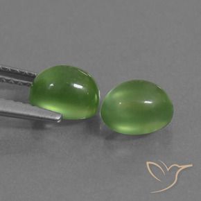 Pedras preciosas de Prehnite verde quente natural de 2.60 ct, oval, Transparente
