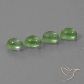 Pedras preciosas de Prehnite Verde médio natural de 4.35 ct, oval, Transparente