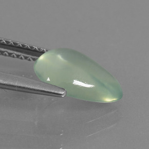 Prehnita verde natural 1,70ct, formato de pêra, translúcido