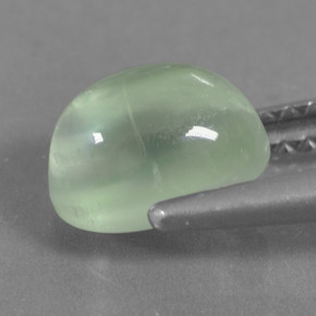 Prehnita verde natural 1,72ct, corte oval, translúcido