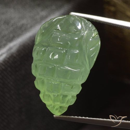 22.56ct Natural Verde Médio-Claro Prehnite, Chique, Translúcido