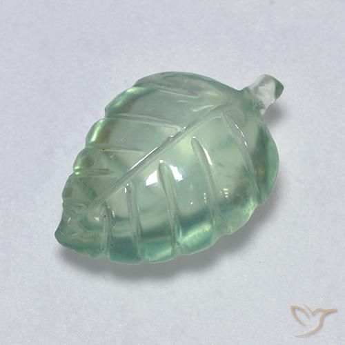 Prehnita verde natural 6,40ct, forma extravagante, transparente