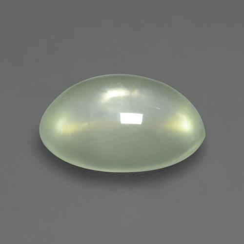Prehnita verde natural 2,50ct, corte oval, transparente