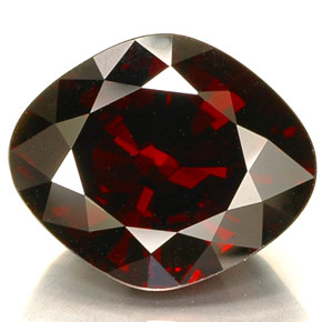 Granada piropo vermelho natural 21,57ct, forma extravagante, VVS
