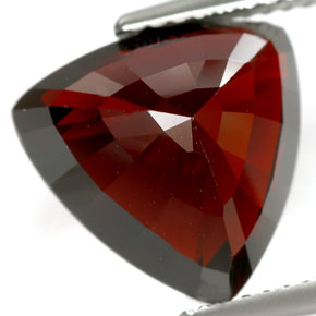 Granada piropo vermelho natural 8,18ct, trillion, IF
