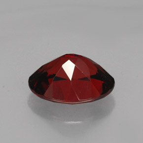 Granada piropo vermelho natural 3,27ct, corte oval, VS