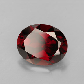 Granada piropo vermelho natural 3,36ct, corte oval, VS