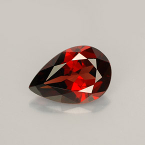 Granada piropo vermelho natural 2,23ct, formato de pêra, VVS-VS