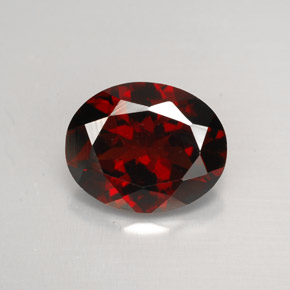 Granada piropo vermelho natural 2,82ct, corte oval, VVS-VS