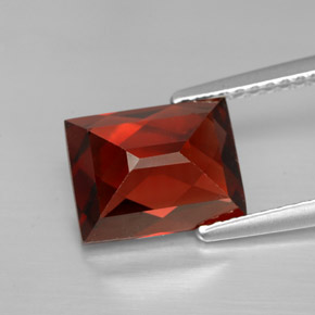 Granada piropo vermelho natural 3,31ct, baguete, VVS-VS