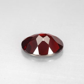 Granada piropo vermelho natural 2,86ct, corte oval, VVS-VS