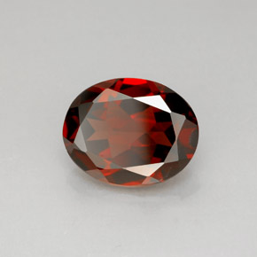 Granada piropo vermelho natural 2,92ct, corte oval, VS