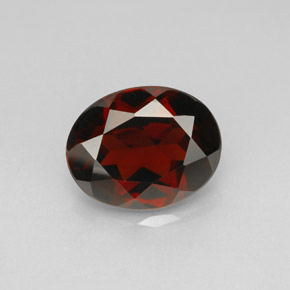 Granada piropo vermelho natural 2,98ct, corte oval, VS