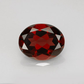 Granada piropo vermelho natural 3,01ct, corte oval, VS