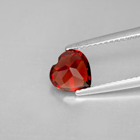 Granada piropo vermelho natural 1,31ct, formato de coração, VS