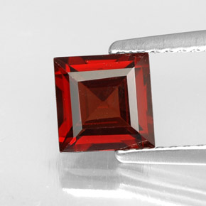 Granada piropo vermelho natural 1,28ct, quadrado, VVS-VS