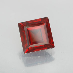 Granada piropo vermelho natural 1,34ct, quadrado, VVS-VS