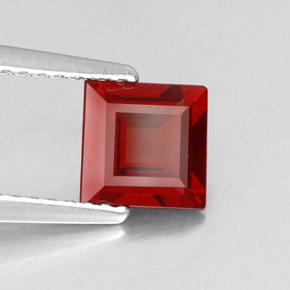 Granada piropo vermelho natural 1,11ct, quadrado, VVS-VS