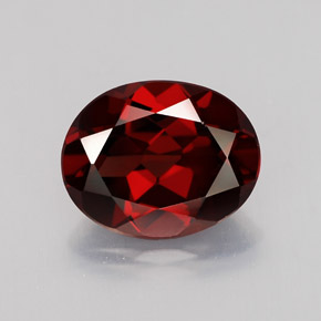 Granada piropo vermelho natural 3,02ct, corte oval, VVS-VS