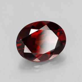 Granada piropo vermelho natural 3,02ct, corte oval, VVS-VS