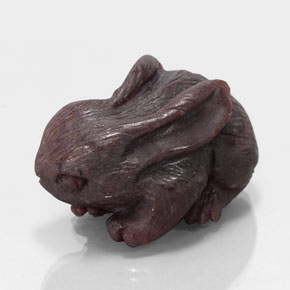 Granada piropo vermelho natural 148,20ct, forma extravagante, opaco