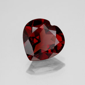 Granada piropo vermelho natural 3,64ct, formato de coração, VS