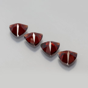 Pedras preciosas de granada piropo vermelho natural de  ct, trillion, VVS-VS