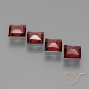 Pedras preciosas de Granada Piropo Vermelho Sangue Profundo natural de 2.46 ct, Quadrado, VS