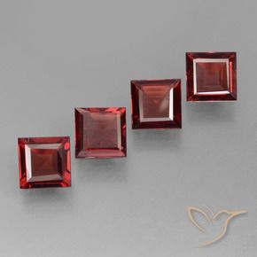 Pedras preciosas de Granada Piropo Vermelho Sangue Profundo natural de 2.52 ct, Quadrado, VS