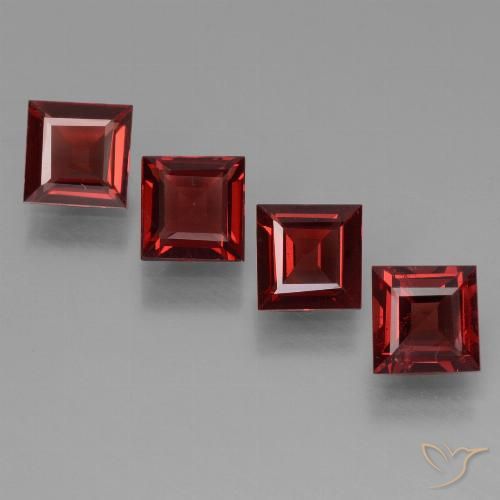 2.46ctw Natural Vermelho Sangue Profundo Granada Piropo, Quadrado, VS