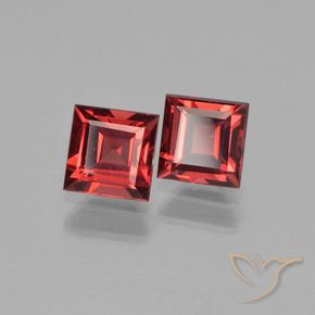 Pedras preciosas de Granada Piropo Vermelho Escarlate Profundo natural de 1.79 ct, Quadrado, VS
