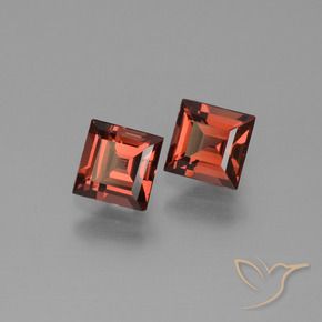 Pedras preciosas de Granada Piropo Vermelho Berry Profundo natural de 1.55 ct, Quadrado, VS