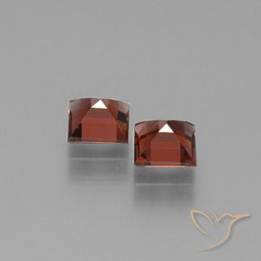 Pedras preciosas de Granada Piropo Vermelho Berry Profundo natural de 1.55 ct, Quadrado, VS