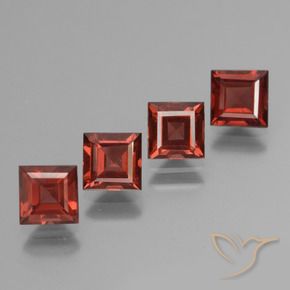 Pedras preciosas de Granada Piropo vermelho médio natural de 3.28 ct, Quadrado, VS