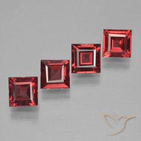 Pedras preciosas de Granada Piropo Vinho Tinto Profundo natural de 2.63 ct, Quadrado, VS
