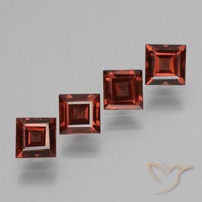 Pedras preciosas de Granada Piropo Vermelho escuro natural de 3.03 ct, Quadrado, VS