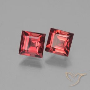 Pedras preciosas de Granada Piropo Vinho Tinto Profundo natural de 1.69 ct, Quadrado, VVS