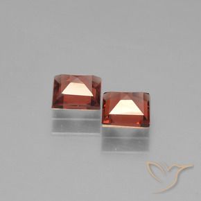 Pedras preciosas de Granada Piropo vermelho médio natural de 1.34 ct, Quadrado, VVS-VS