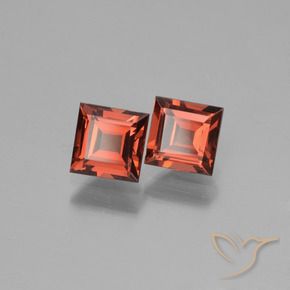Pedras preciosas de Granada Piropo Vermelho escarlate natural de 1.59 ct, Quadrado, VVS-VS