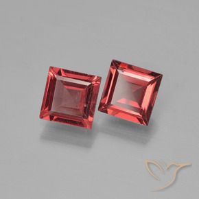 Pedras preciosas de Granada Piropo Vermelho escuro natural de 1.36 ct, Quadrado, VVS