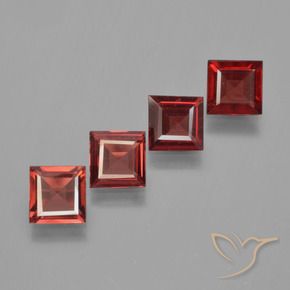 Pedras preciosas de Granada Piropo vermelho médio natural de 2.32 ct, Quadrado, VS