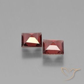 Pedras preciosas de Granada Piropo vermelho médio natural de 1.36 ct, Quadrado, VS