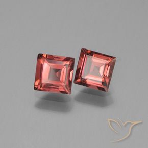 Pedras preciosas de Granada Piropo vermelho médio natural de 1.61 ct, Quadrado, VVS-VS